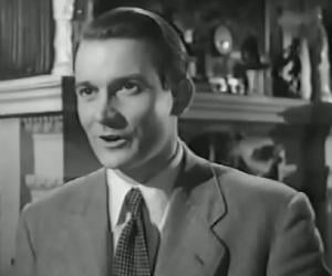 Denholm Elliott