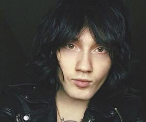 Denis Stoff