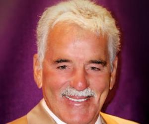 Dennis Farina