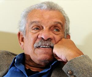 Derek Walcott