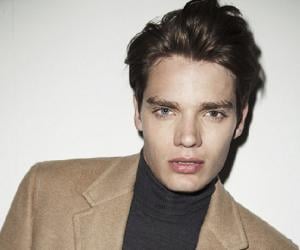 Dominic Sherwood