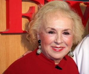 Doris Roberts