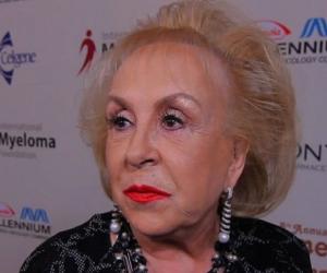 Doris Roberts