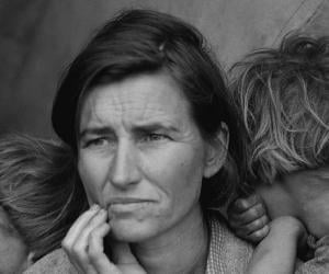 Dorothea Lange Biography