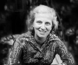 Dorothy Hodgkin Biography