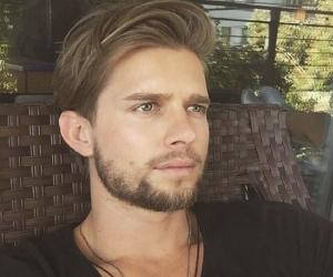 Drew Van Acker