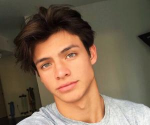 Dylan Jordan Biography - Facts, Childhood, Family Life & Achievements