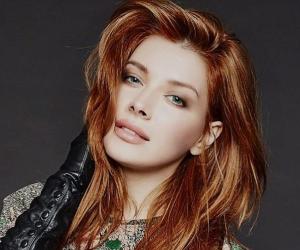 Elena Satine