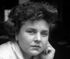 Elizabeth Bishop Biography