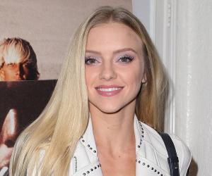 Elle Evans Biography