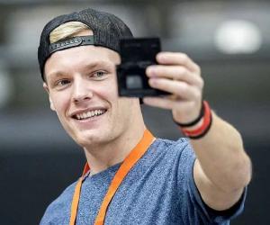 Enzo Knol