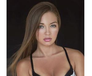 Erika Costell