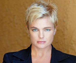 Erika Eleniak