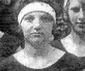 Estella Agsteribbe