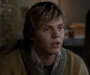 Evan Peters