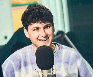 Ezra Koenig