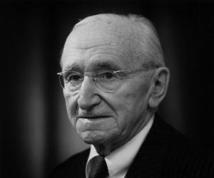 Friedrich von Hayek