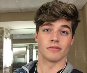 Froy Gutierrez