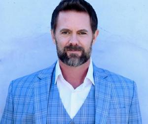 Garret Dillahunt