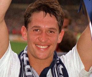 Gary Lineker Biography