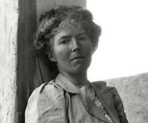 Gertrude Bell