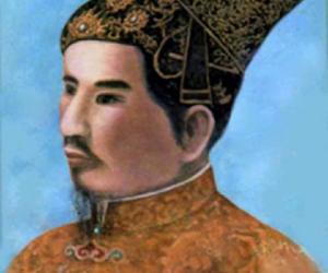 Gia Long Biography