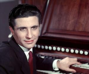 Gilbert Becaud