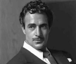 Gilbert Roland