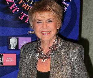 Gloria Hunniford Biography