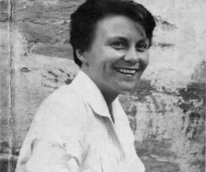 harper lee childhood biography