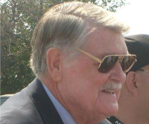 Hayden Fry