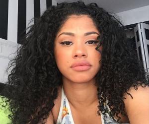 Hennessy Carolina