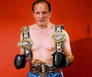 Henry Cooper