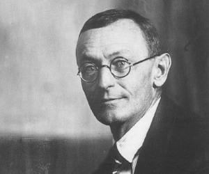 Hermann Hesse Biography