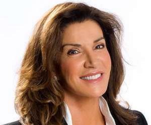 Hilary Farr