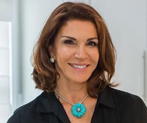 Hilary Farr