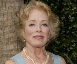 Holland Taylor Biography