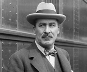 Howard Carter