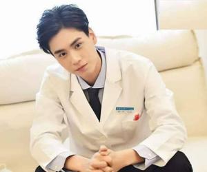 Hu Yitian Biography – Facts, Childhood, Family Life of Chinese Actor ...