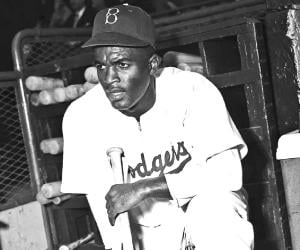 Jackie Robinson Biography