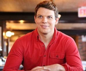 Jake Lacy