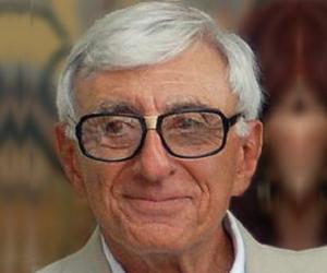 Jamie Farr