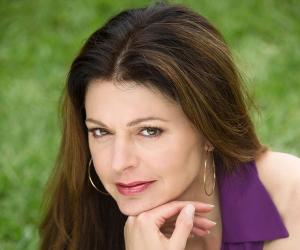 Jane Leeves