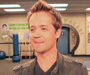 Jason Earles