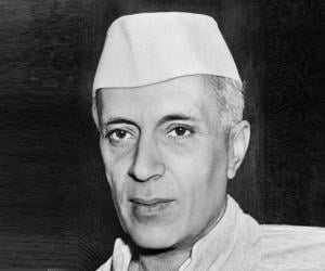 Jawaharlal Nehru Biography