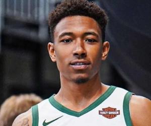 Jaylen Adams