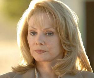 Jean Smart Biography