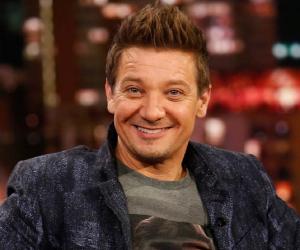 Jeremy Renner Biography