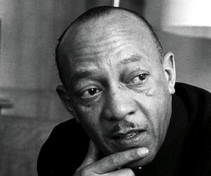 Jesse Owens Biography