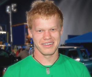 Jesse Plemons Biography